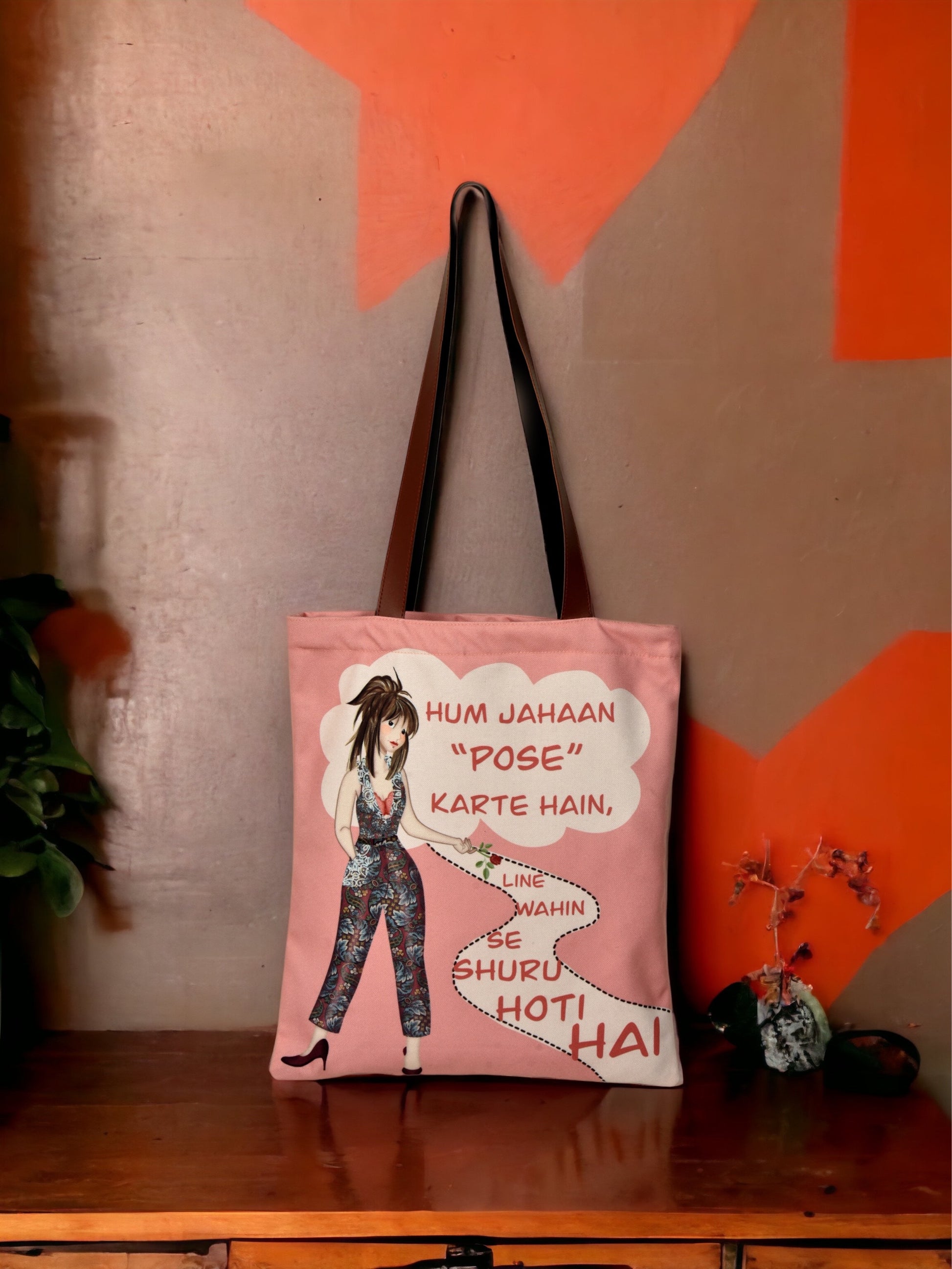 Pose Tote Bag. Model Tote bag. Tote Bag. Drama queen. Drama queen bag